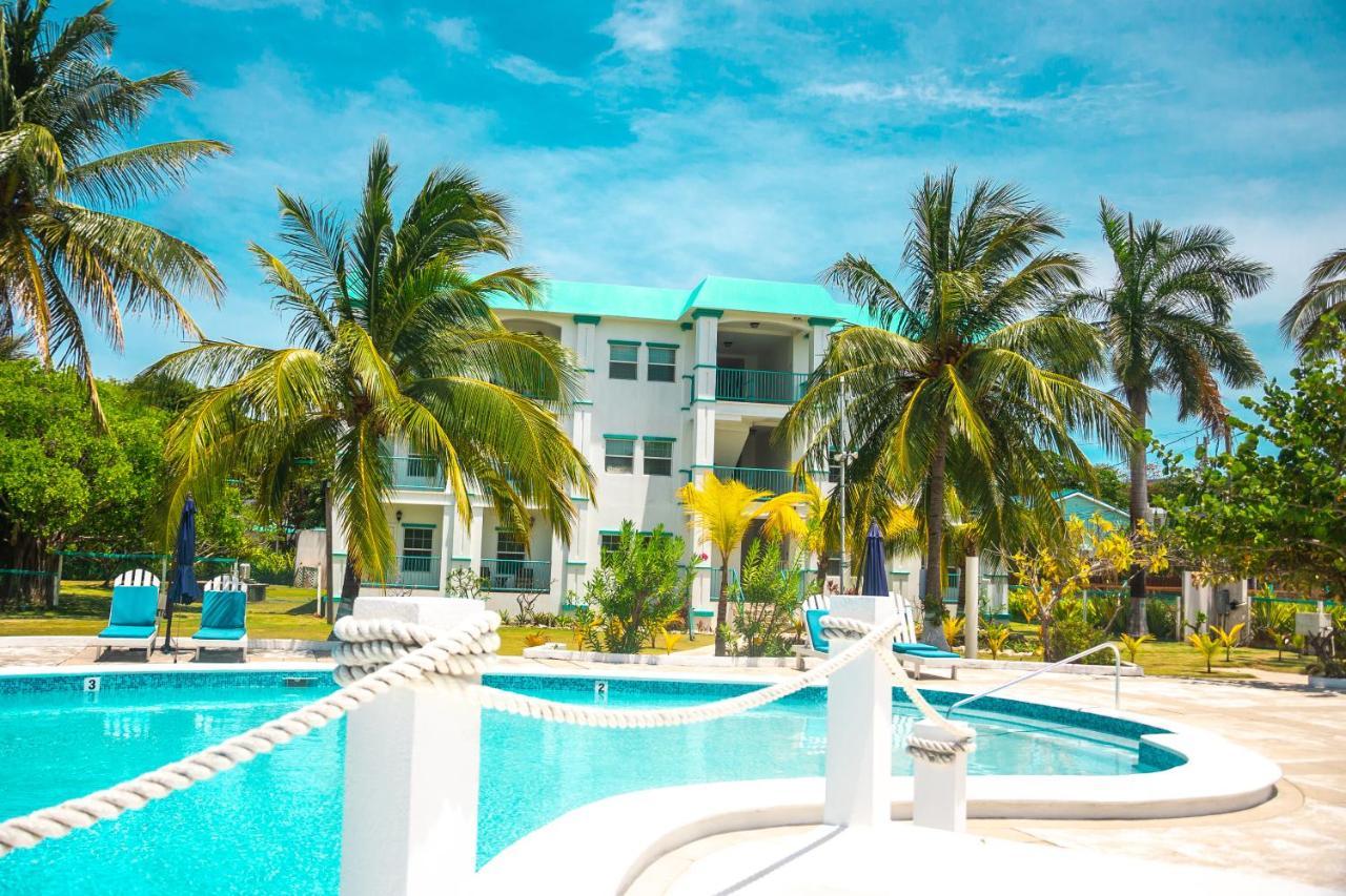 Best Western Grand Baymen Gardens San Pedro Kültér fotó