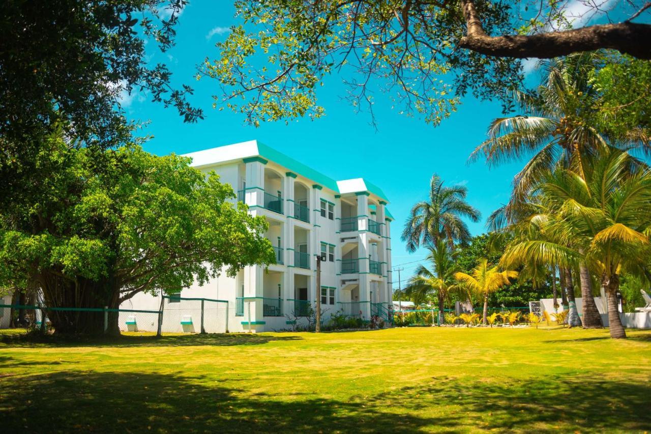 Best Western Grand Baymen Gardens San Pedro Kültér fotó
