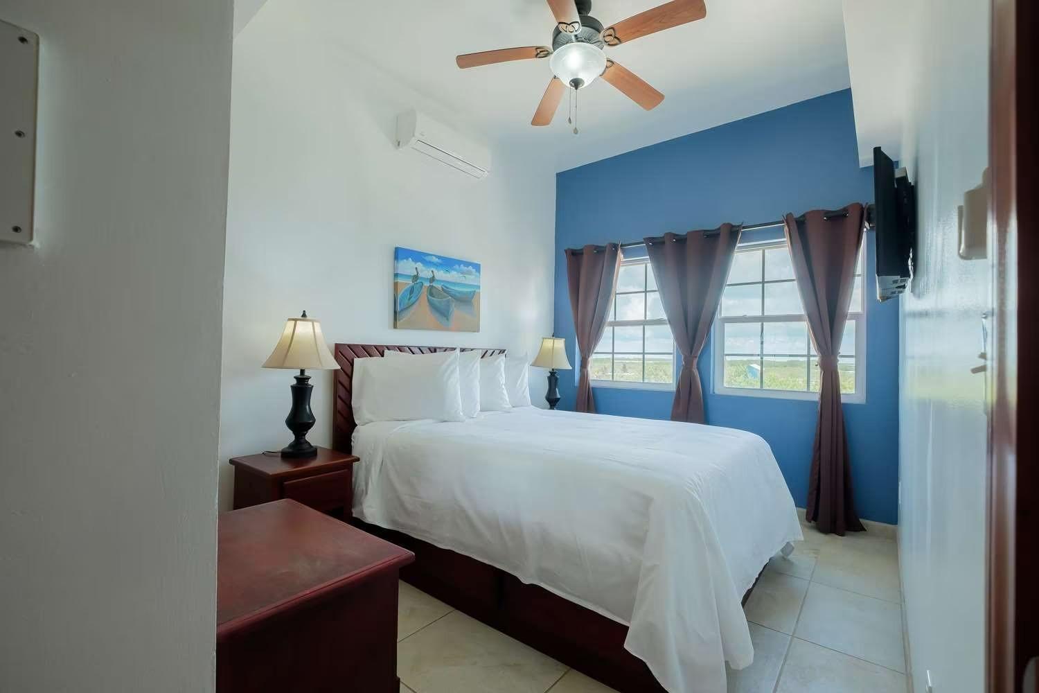 Best Western Grand Baymen Gardens San Pedro Kültér fotó