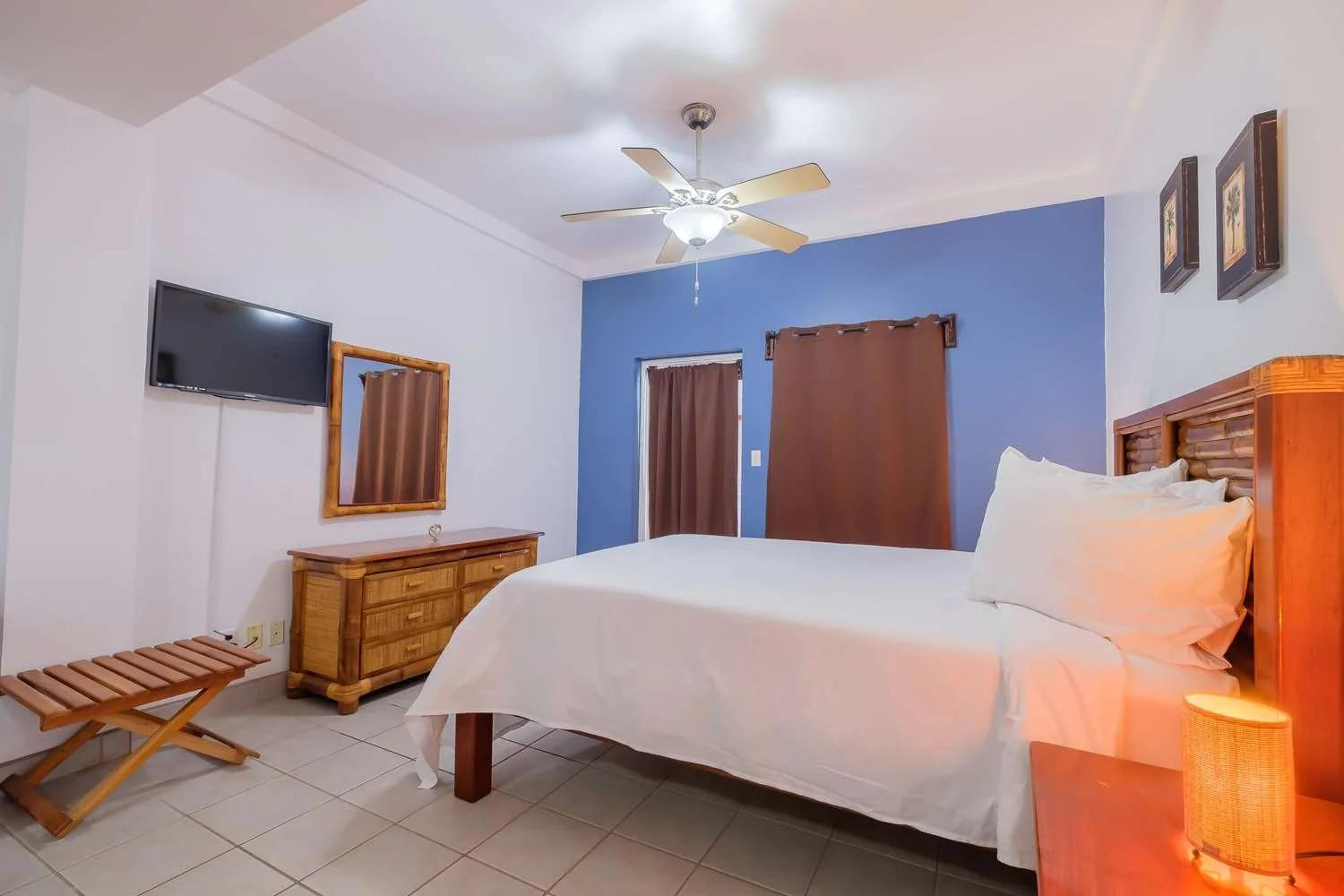 Best Western Grand Baymen Gardens San Pedro Kültér fotó